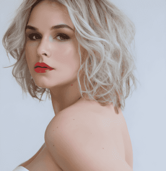 chic tousled bob style