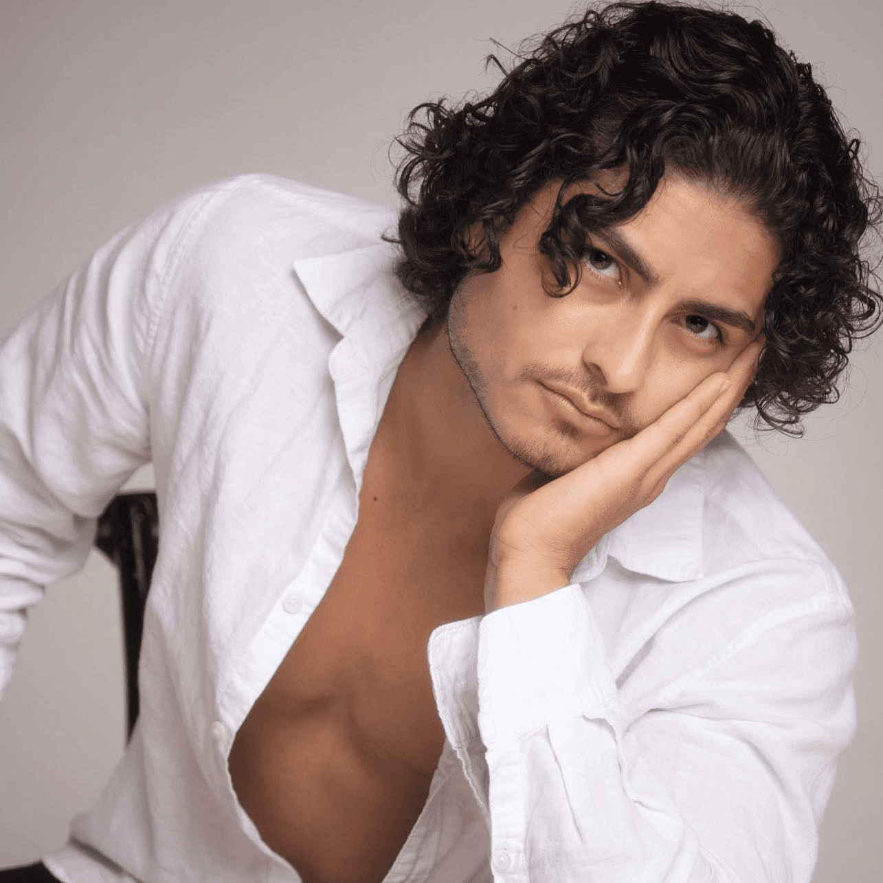 effortlessly elegant curly style