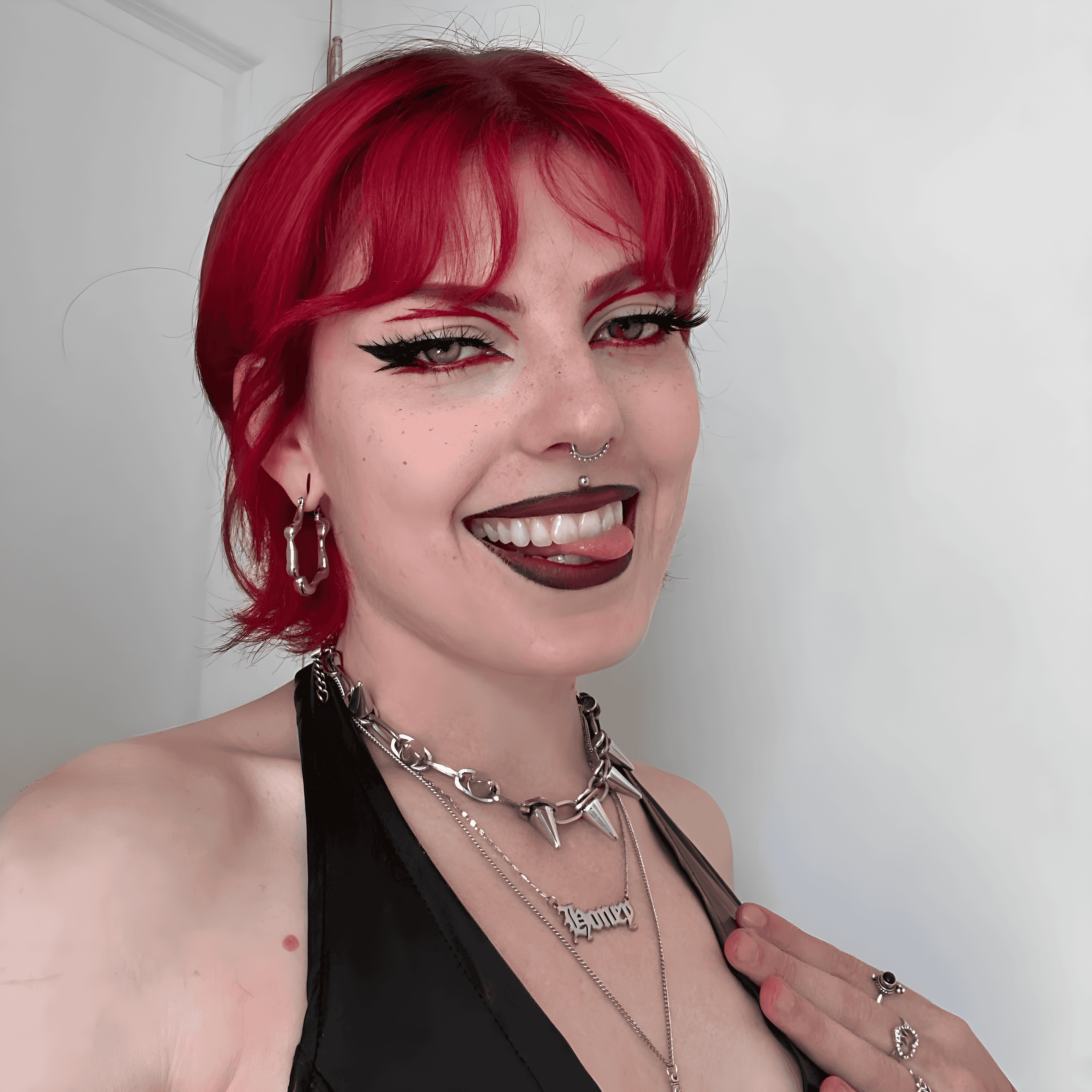 grunge red hair vibes