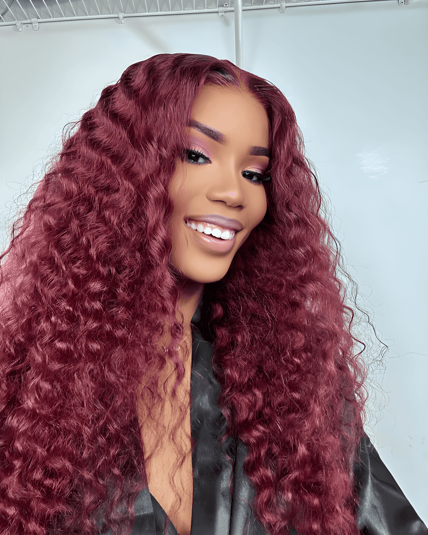 burgundy glamour curly vibes