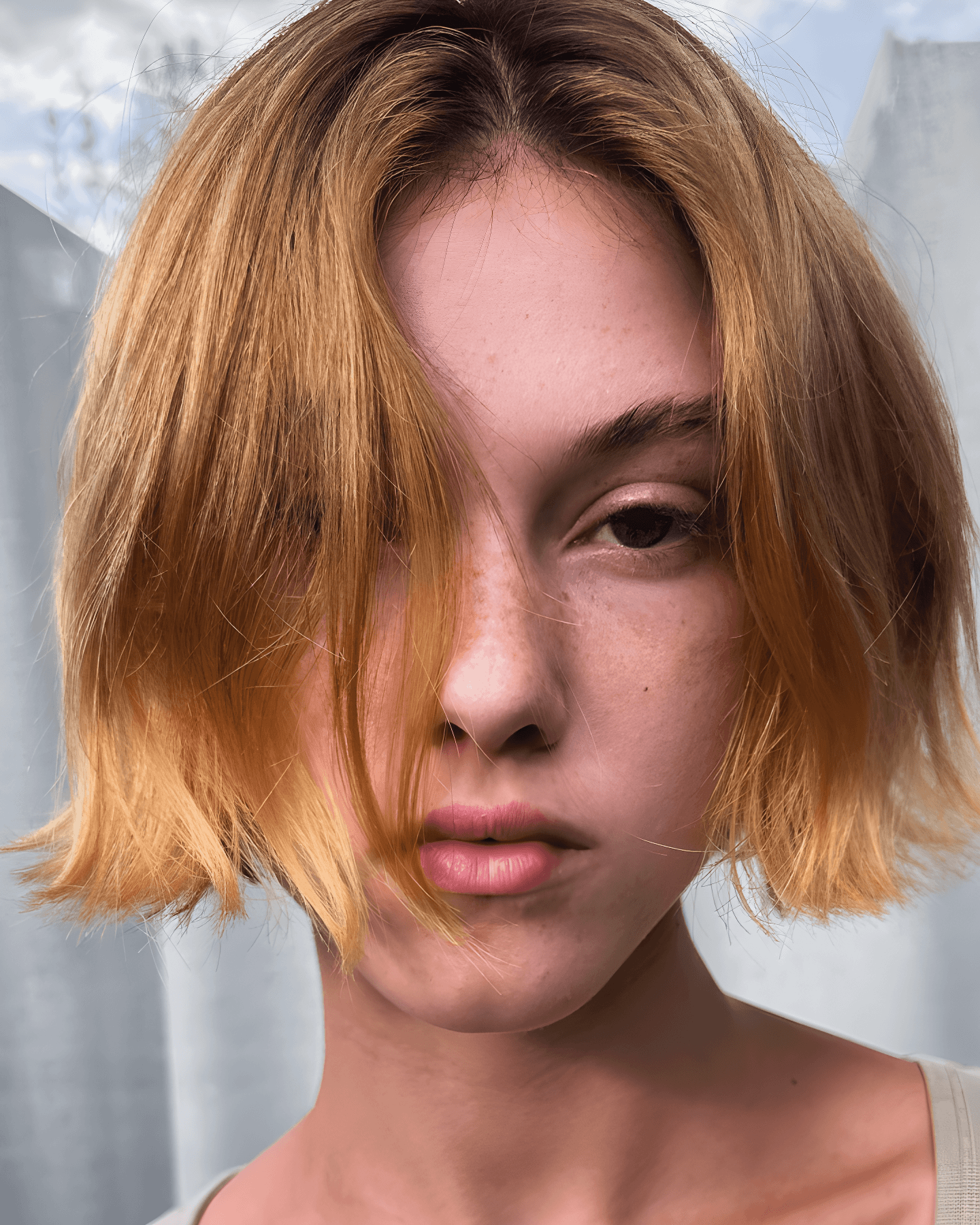effortless honey blonde bob