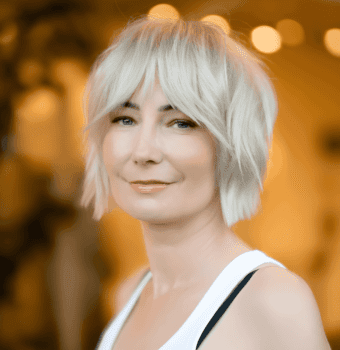 effortlessly stylish layered bob
