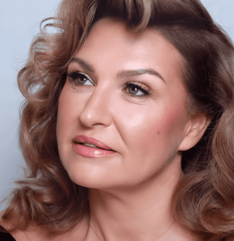 timeless romantic curls