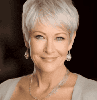 effortlessly chic pixie style