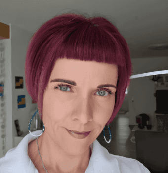 bold bright modern bob