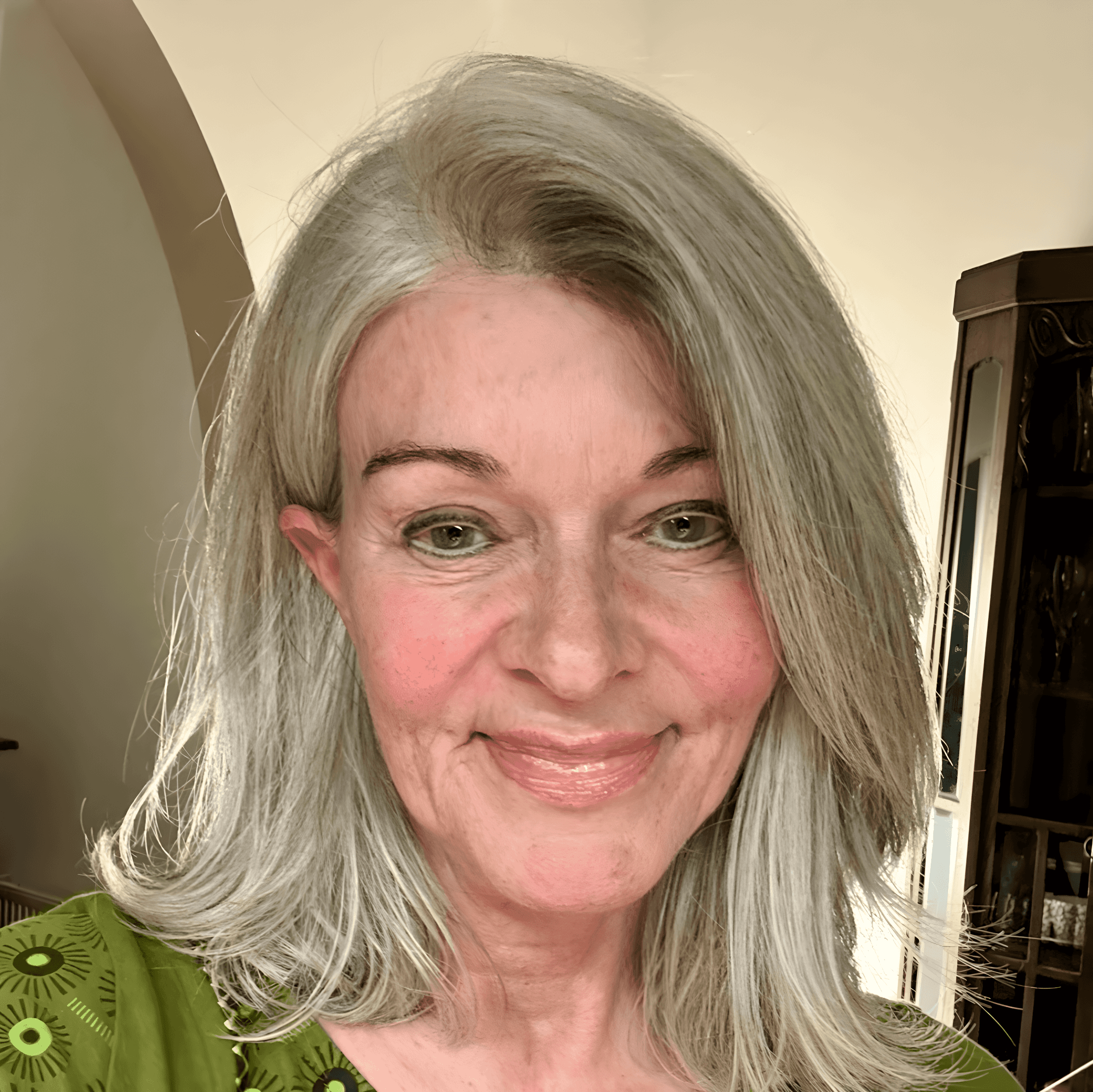 effortless silver layered elegance