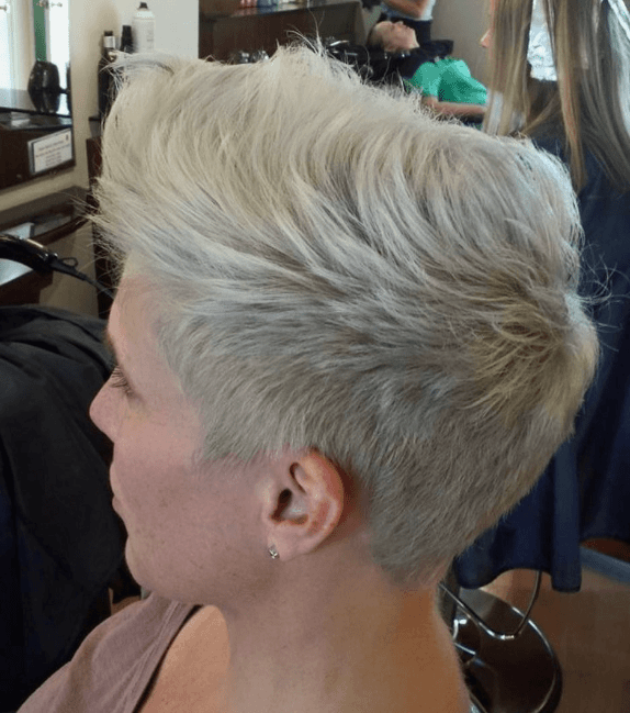 Bold Blonde Pixie Perfection