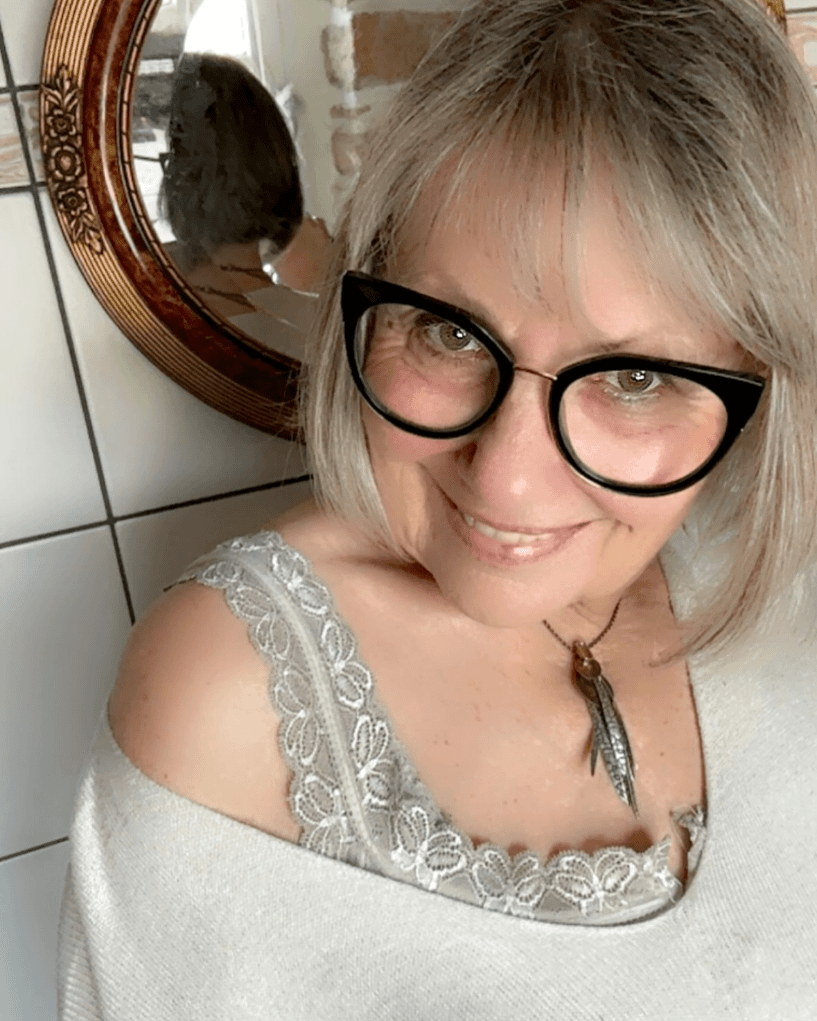 Effortless Layers with Bangs