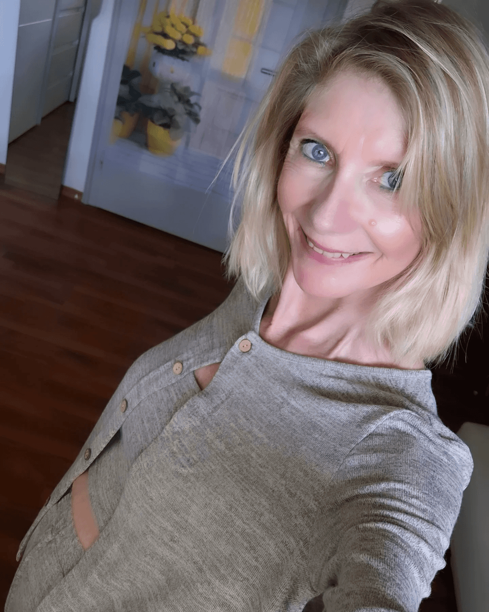 Effortless Tousled Bob Style
