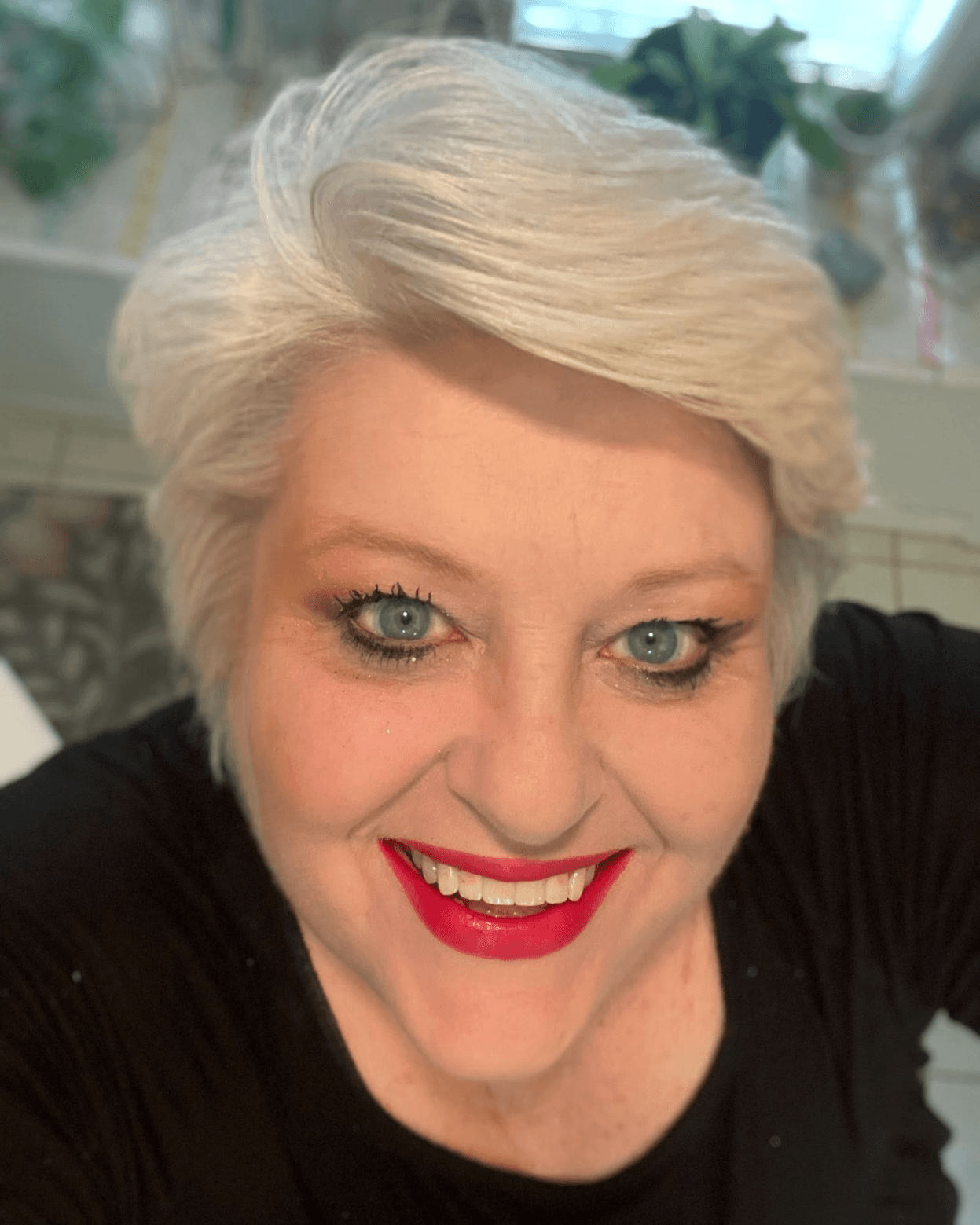 Effortlessly Chic Pixie Style