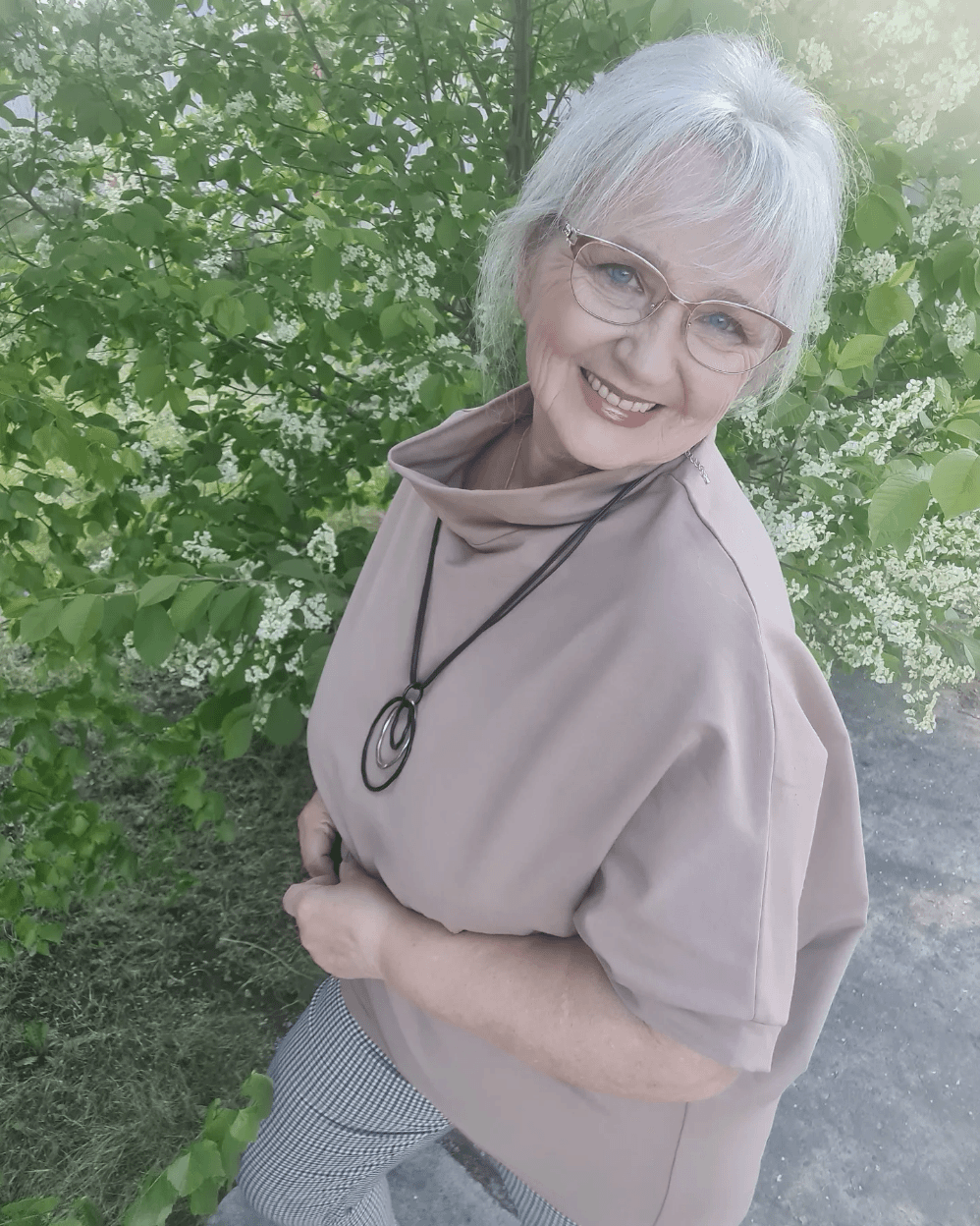 Graceful Bob with Flowing Elegance