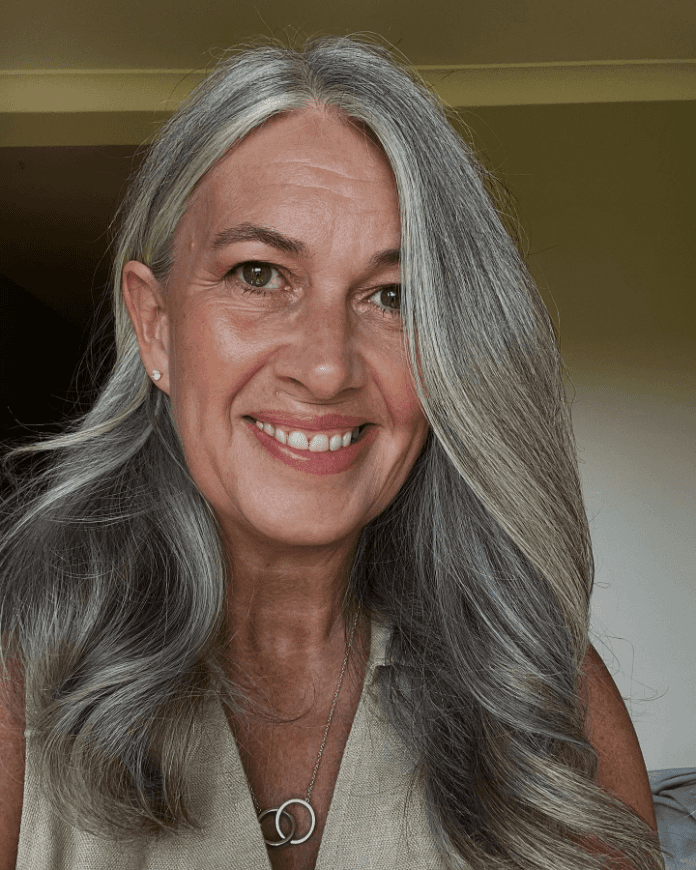 Timeless Silver Wave Elegance