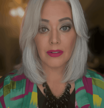 timeless silvery layered look