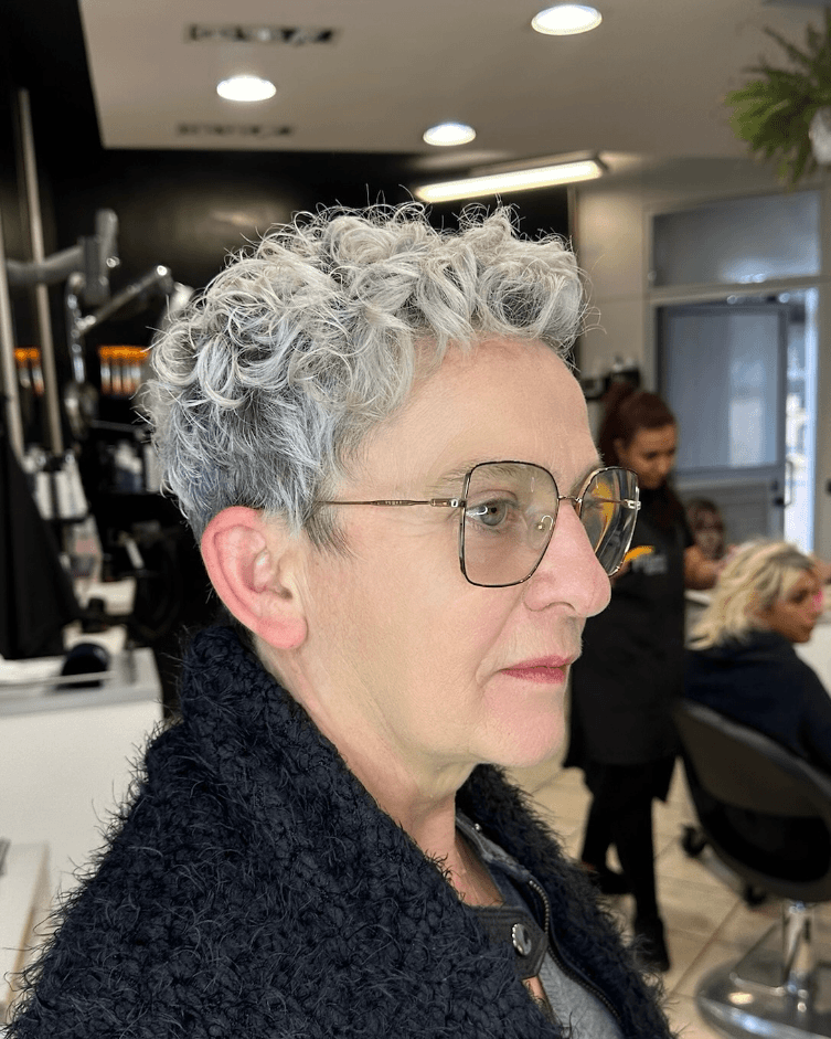 Timeless Textured Pixie Style