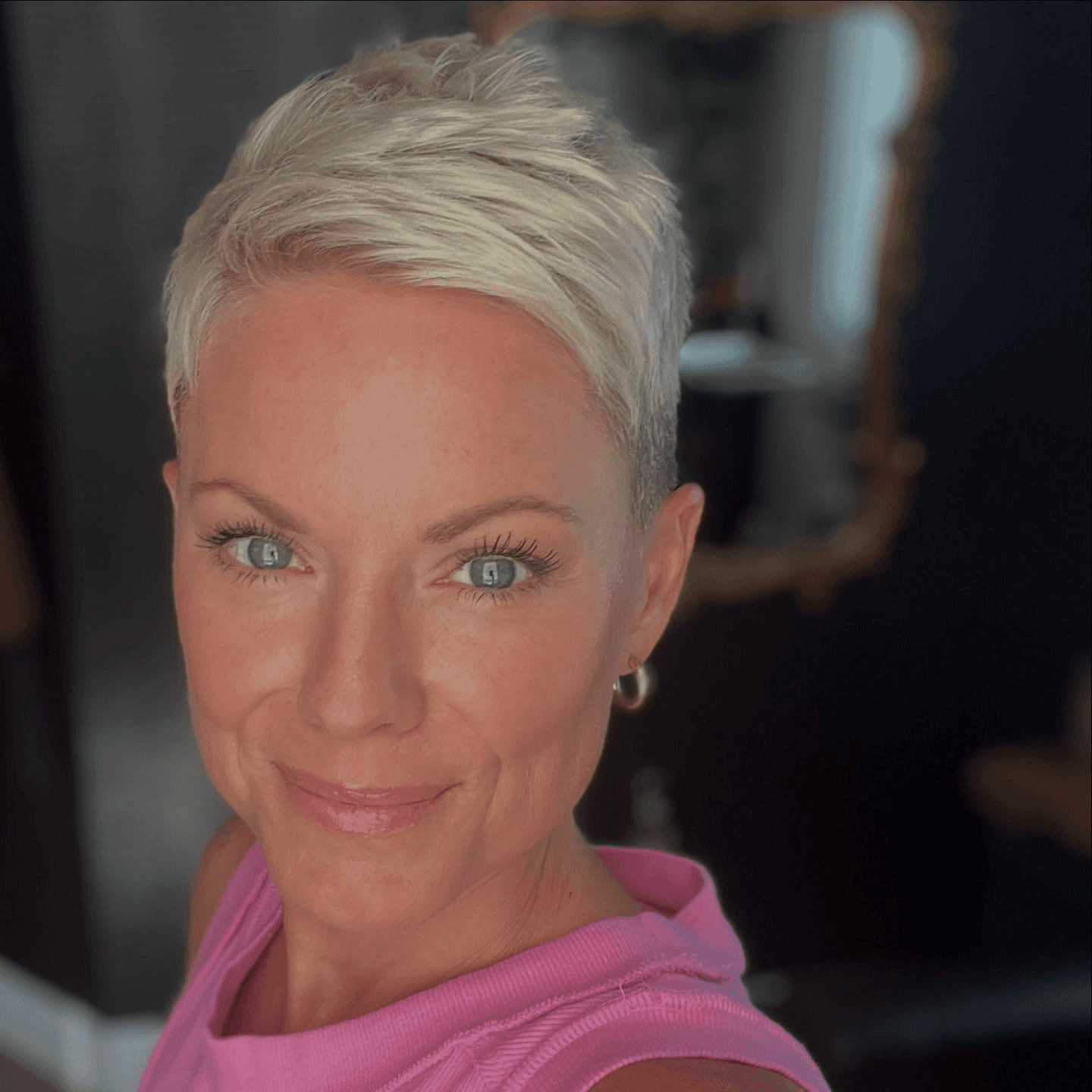 Effortlessly Chic Pixie Cut