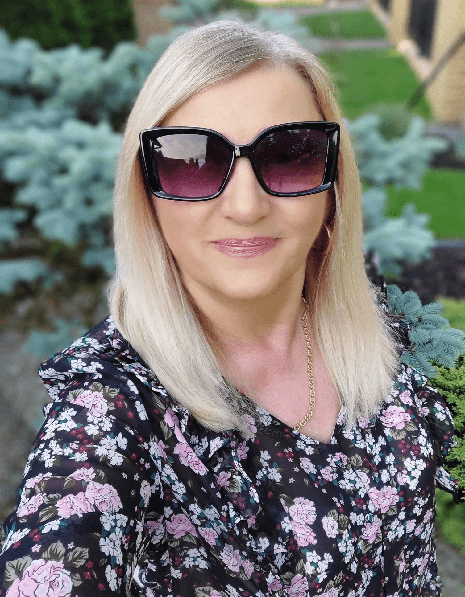 Layered Blonde Hair Glow