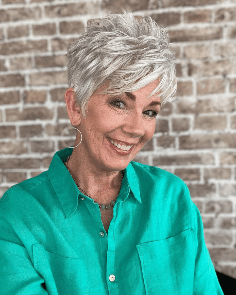 18 Pixie Haircuts For Thin Hair That Add Instant Volume 18-pixie-haircuts-for-thin-hair-that-add-instant-volume