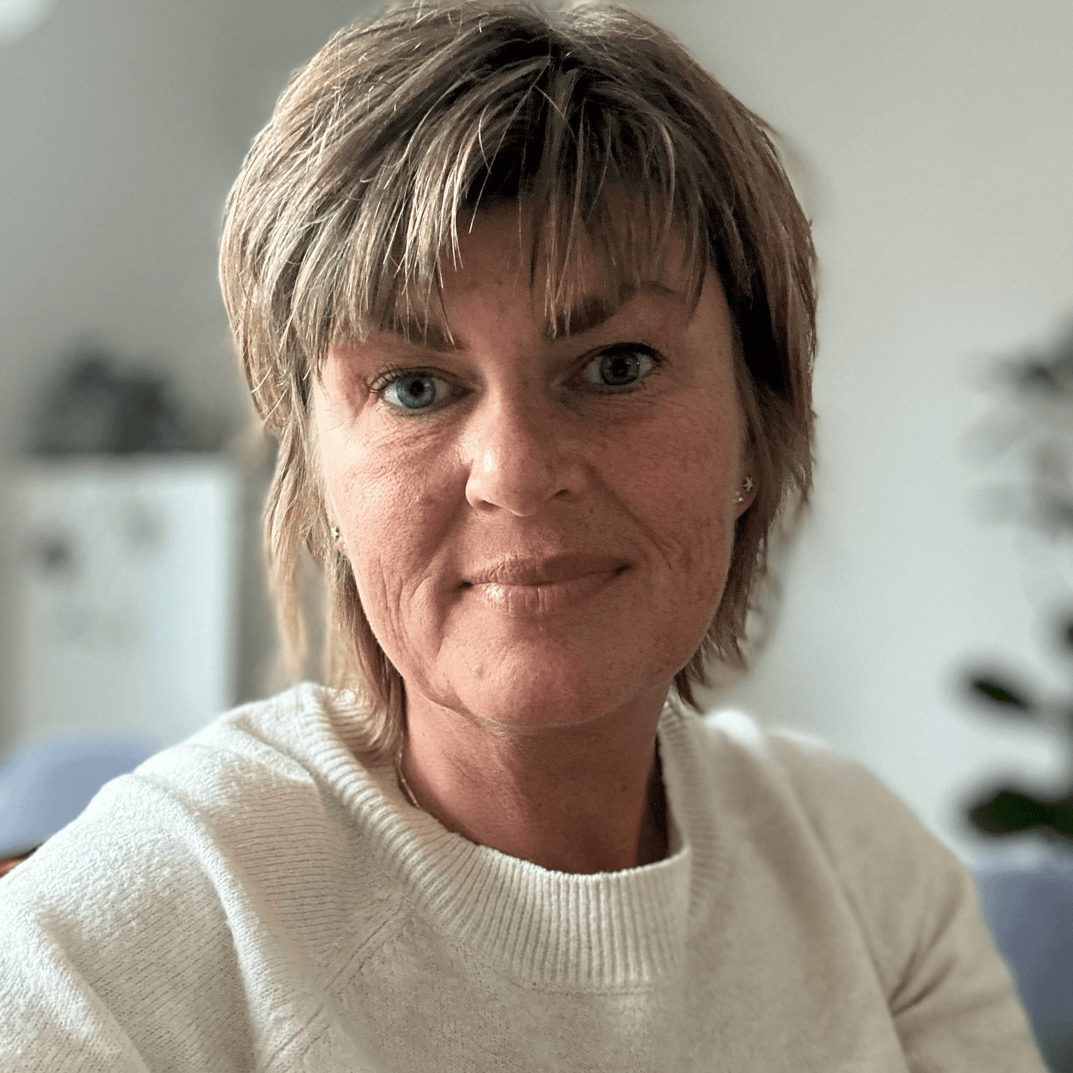 Effortless Breezy Pixie Style