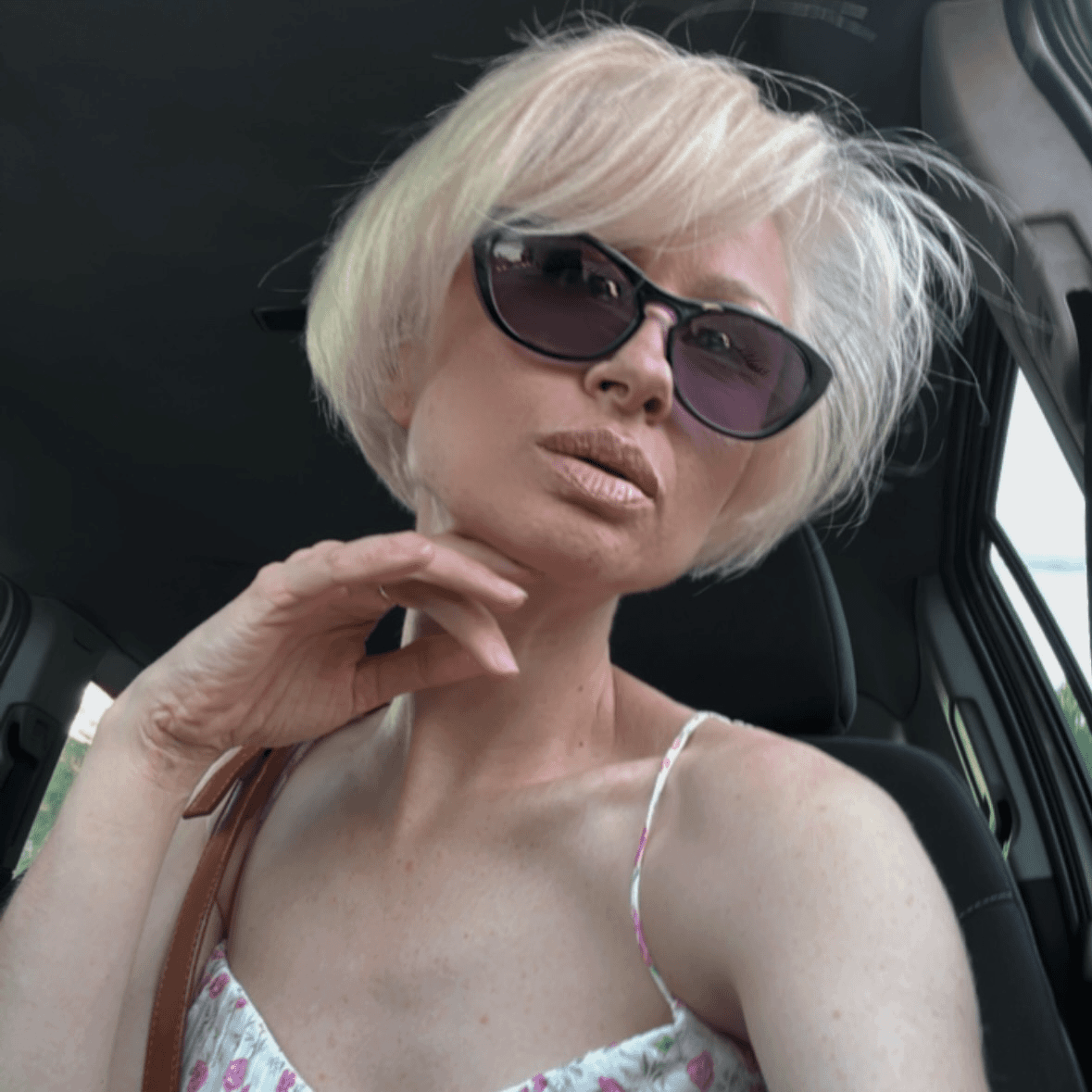 Effortless Textured Blonde Bob