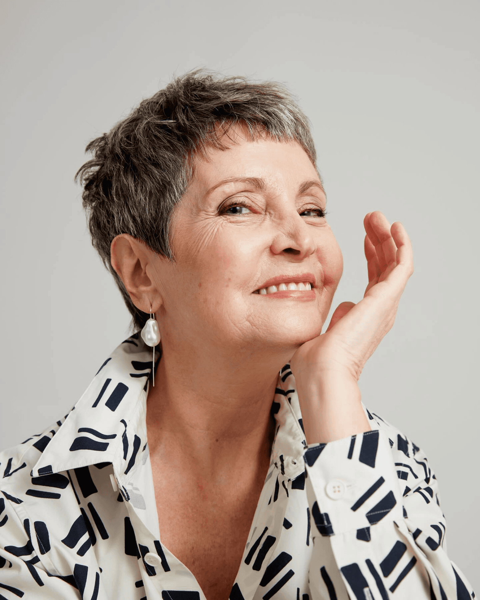 Effortlessly Chic Textured Pixie