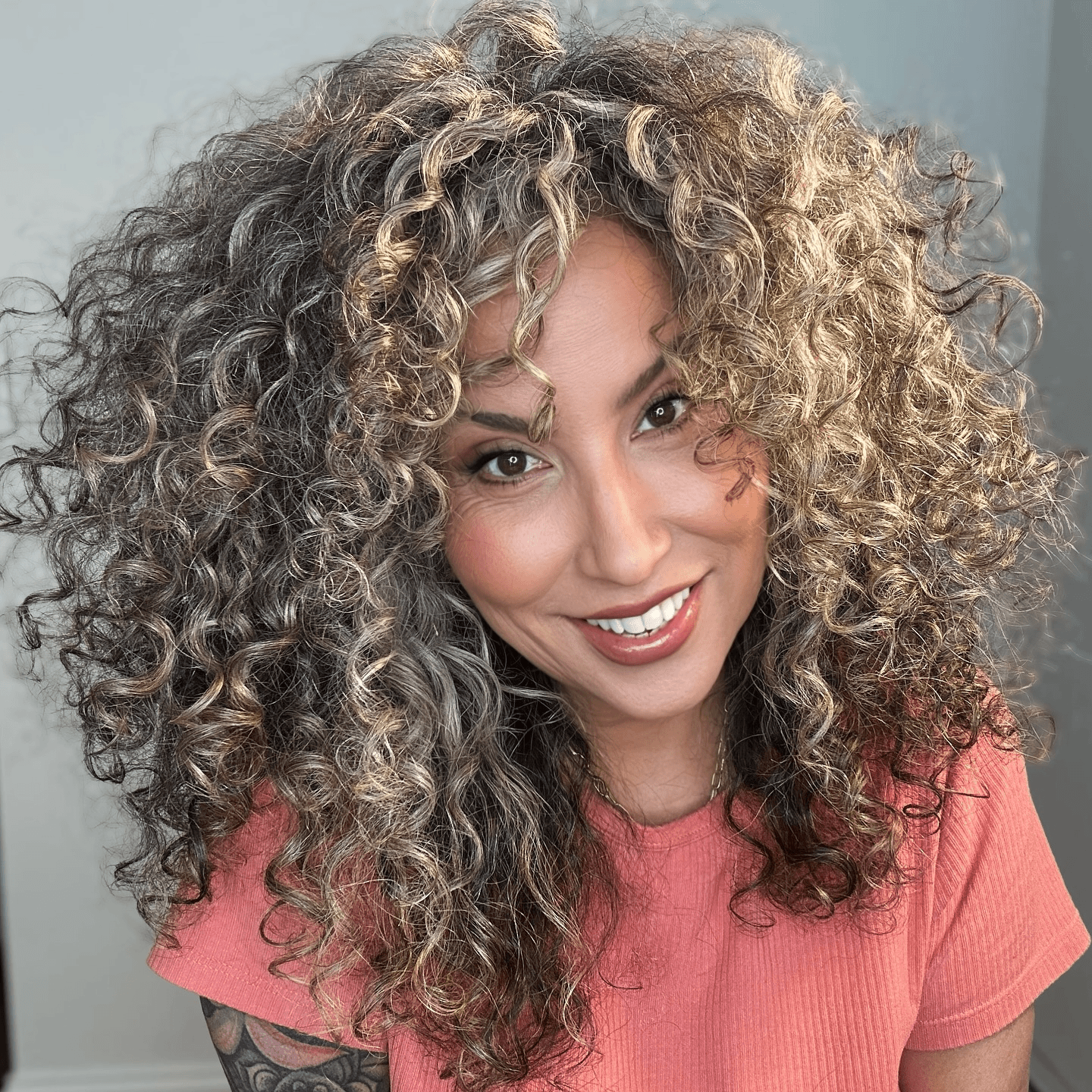 Radiant Curls in Harmony