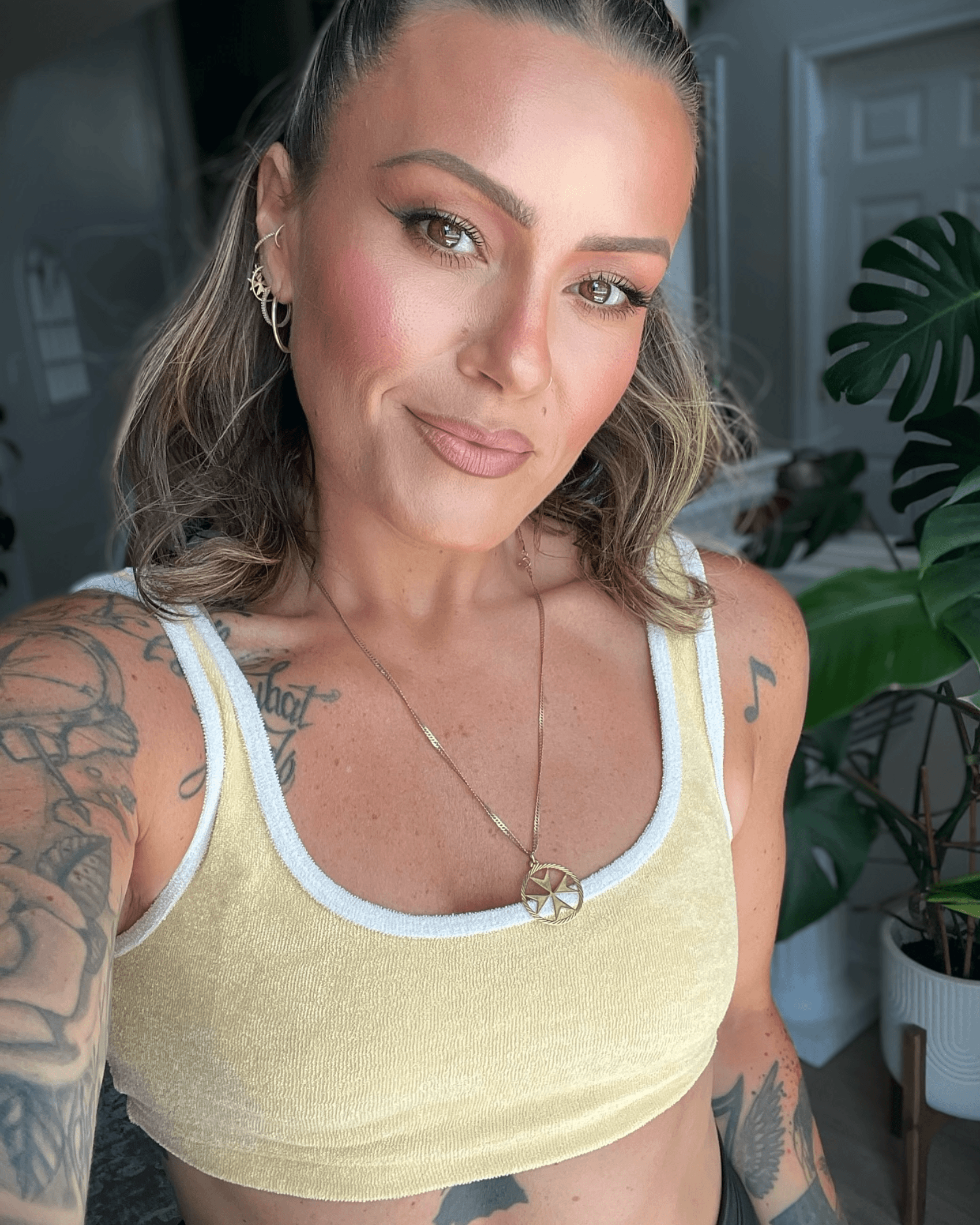 Effortless Waves Top Knot