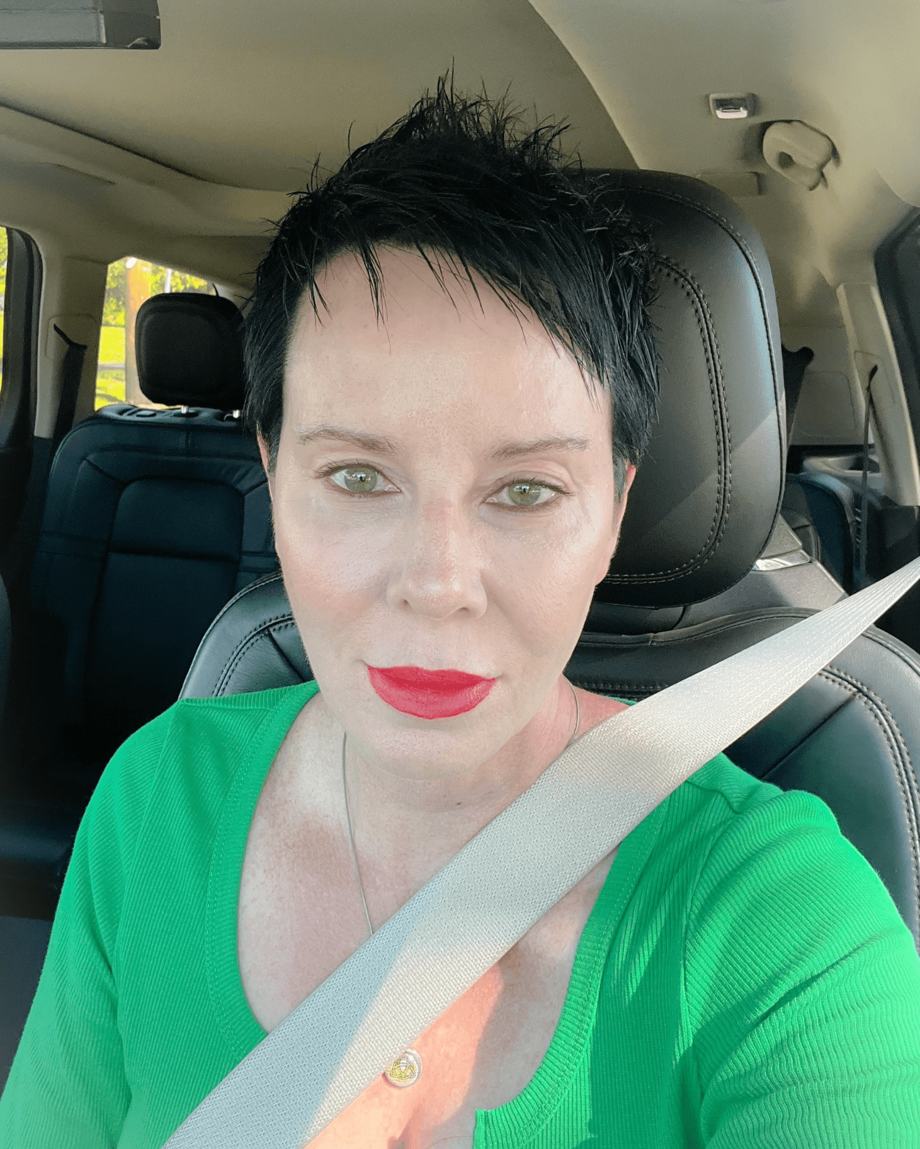 Edgy Textured Pixie Style