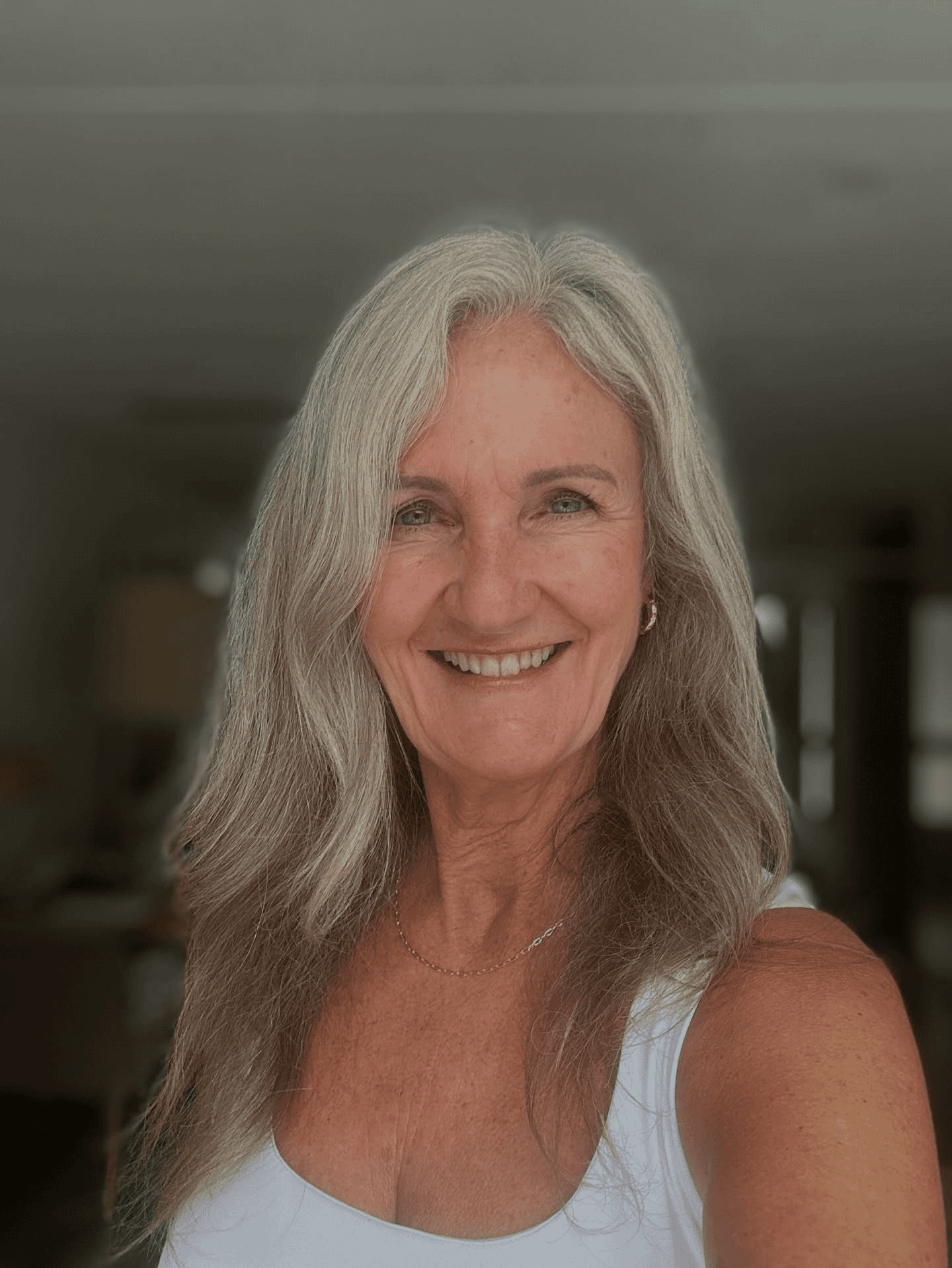 Effortlessly Chic Grey Waves
