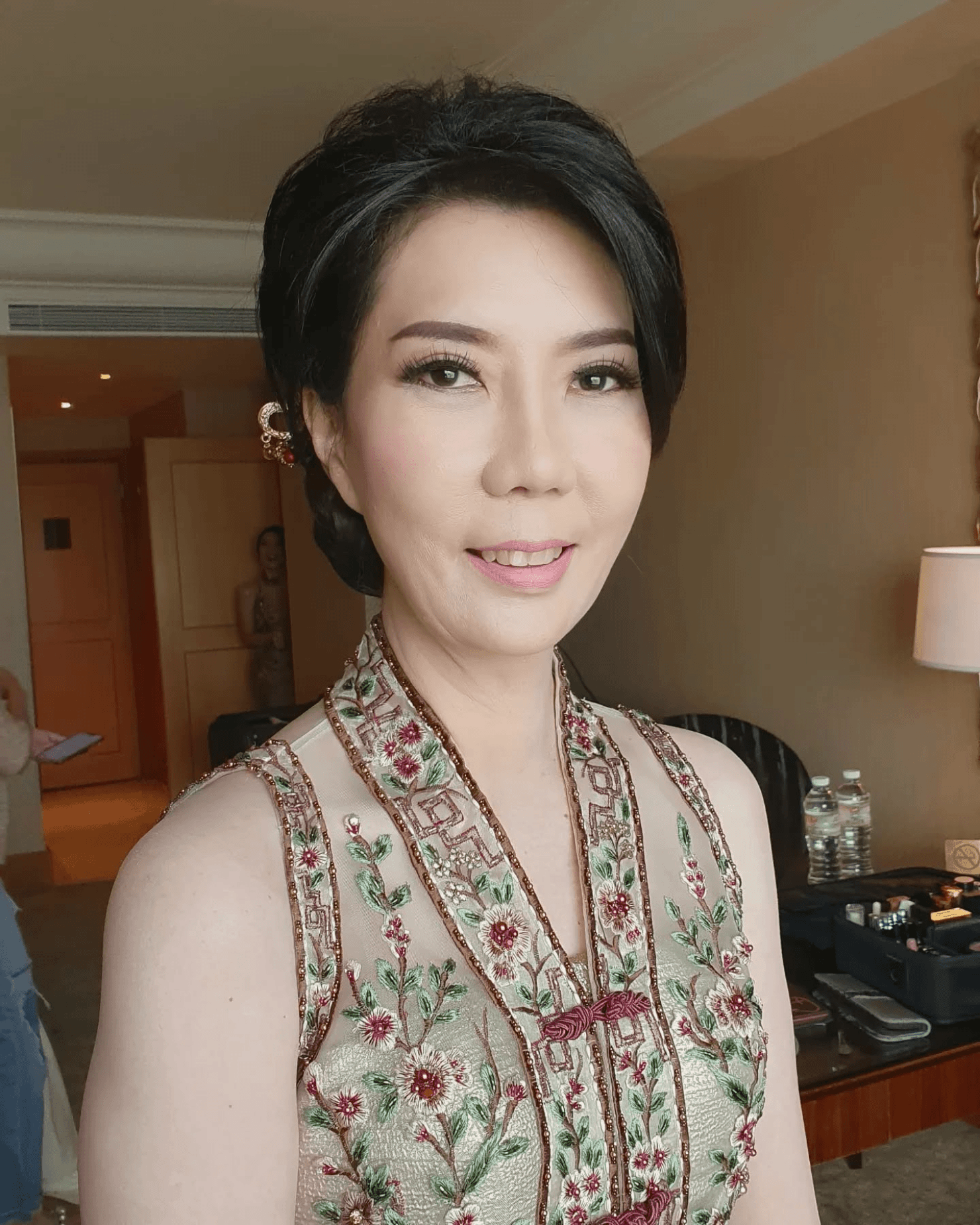 Timeless Elegance in Updo