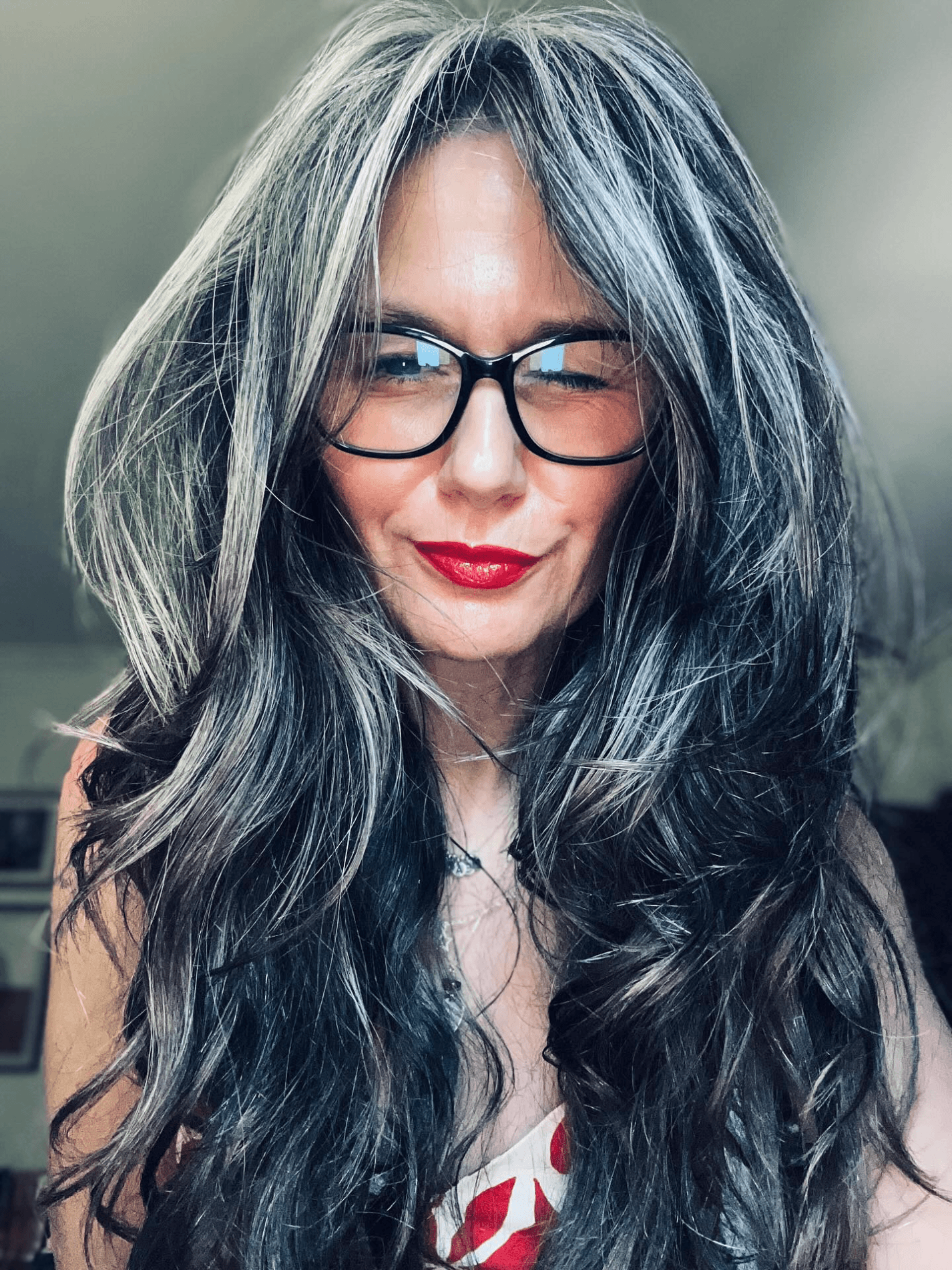 Silver Waves and Elegance