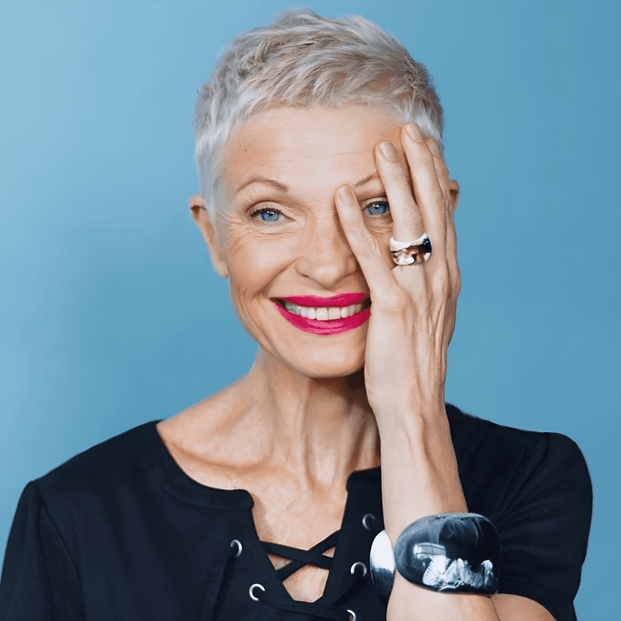 silvery blonde pixie perfection