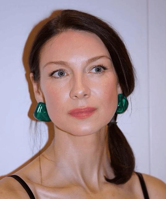 Sleek and Effortless Elegance