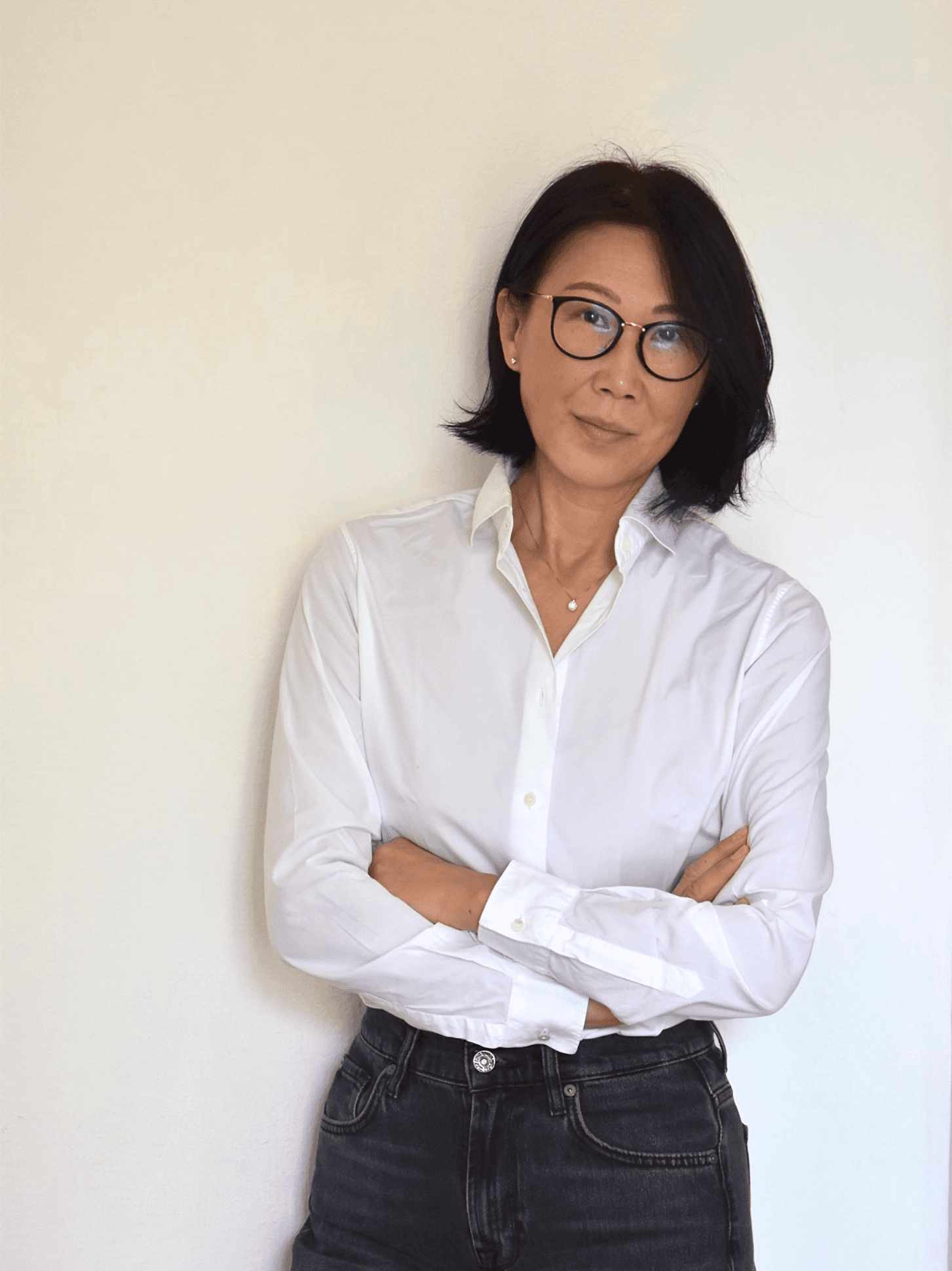 Effortless Layered Collarbone Bob
