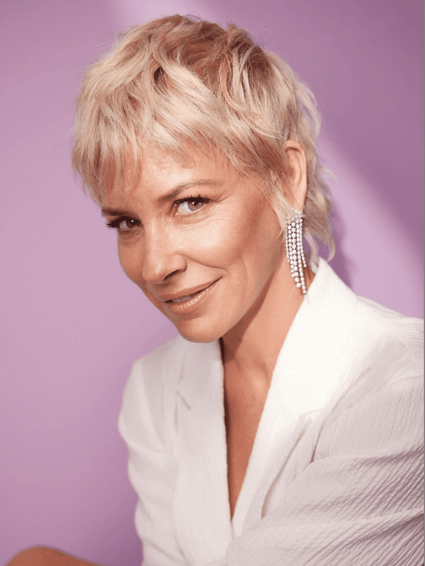 Feathered Platinum Pixie Shag