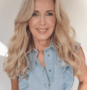 glossy beachy holiday waves