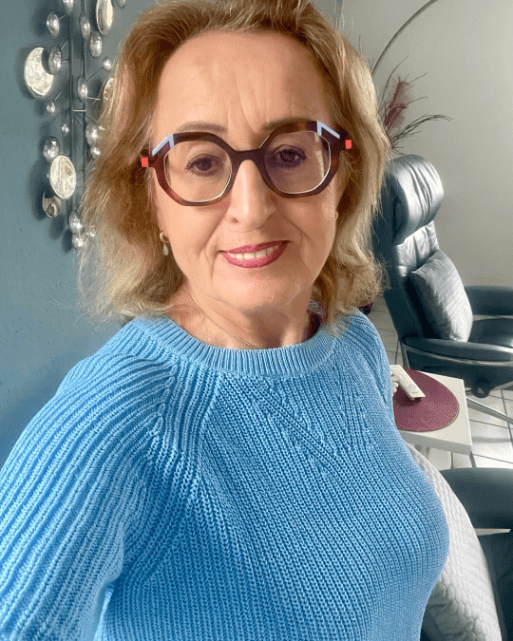 Chin skimming tousled bob Chin skimming tousled bob