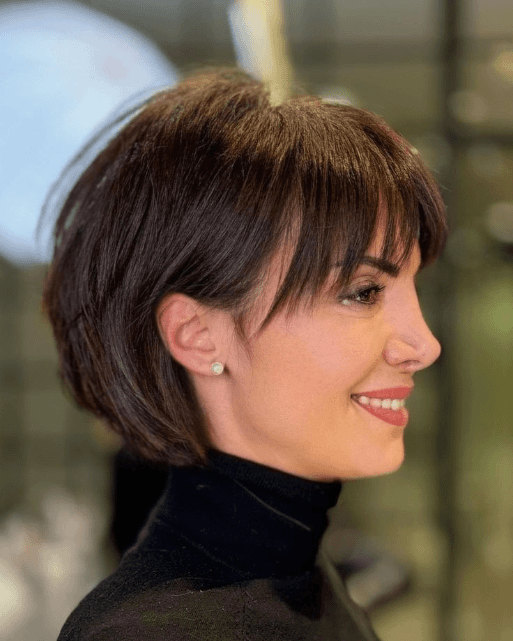 Effortless Soft Layered Bob Effortless Soft Layered Bob