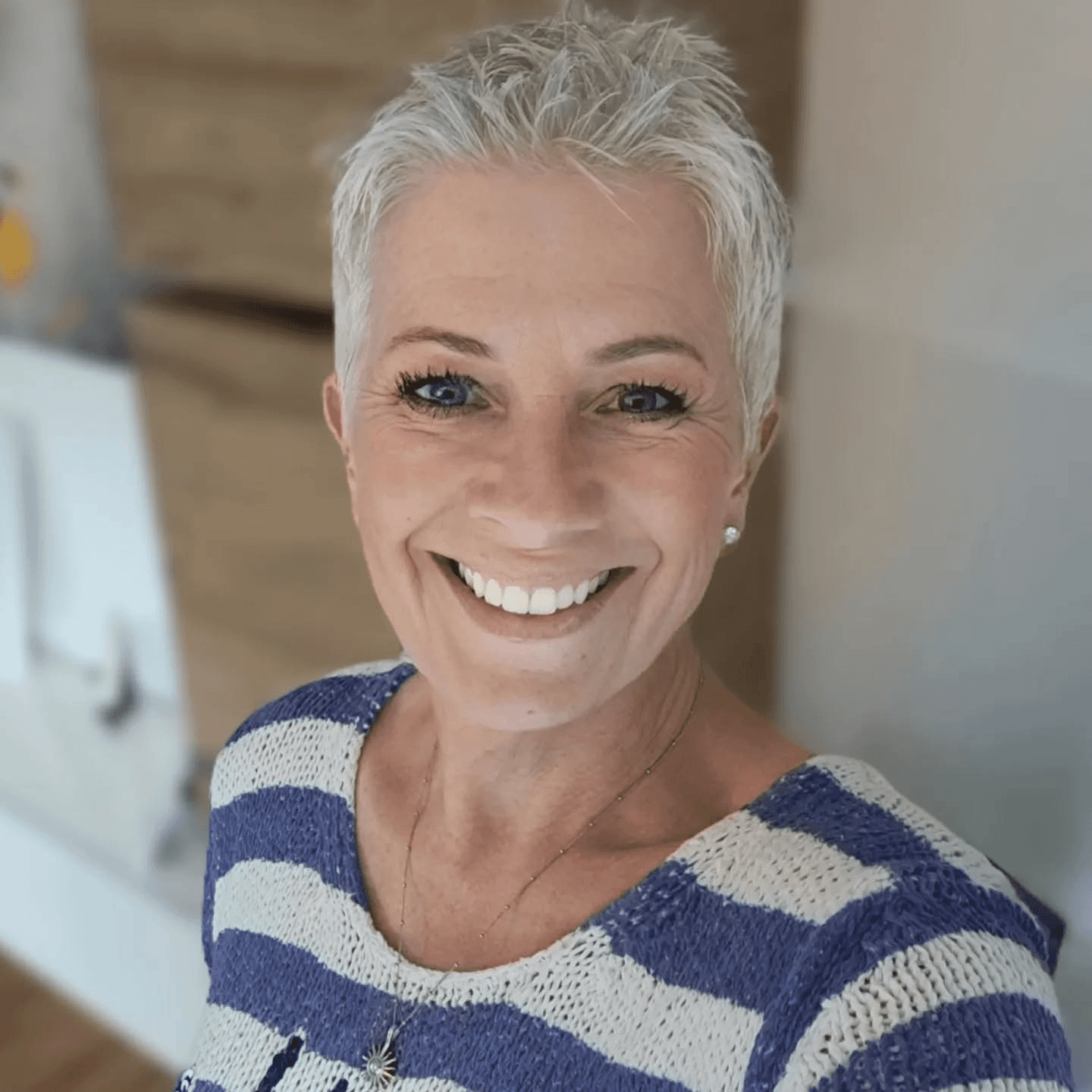 Effortless Textured Silver Crop