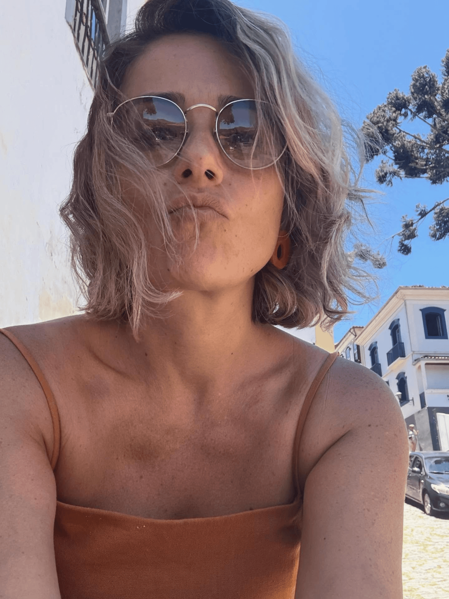 Effortless Tousled Sun Kissed Bob