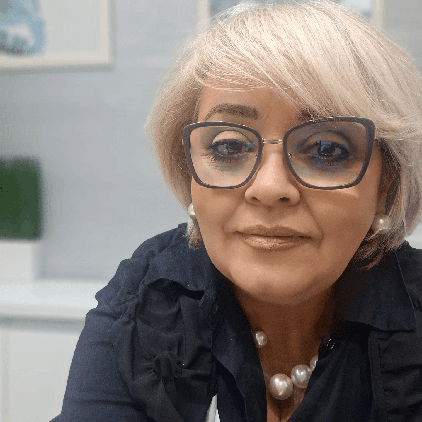 Glasses Friendly Icy Bob