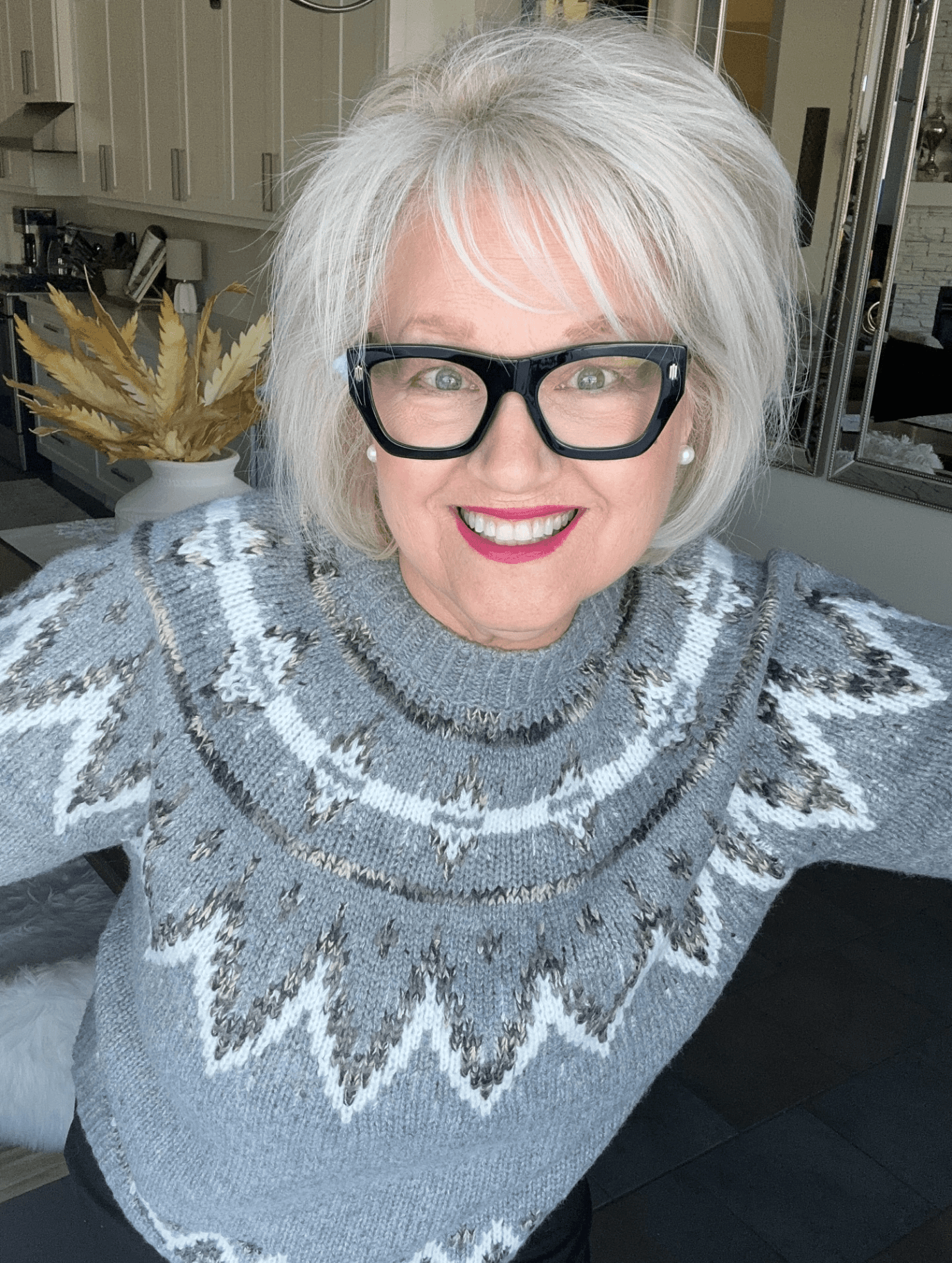 Icy Feathered Silver Bob
