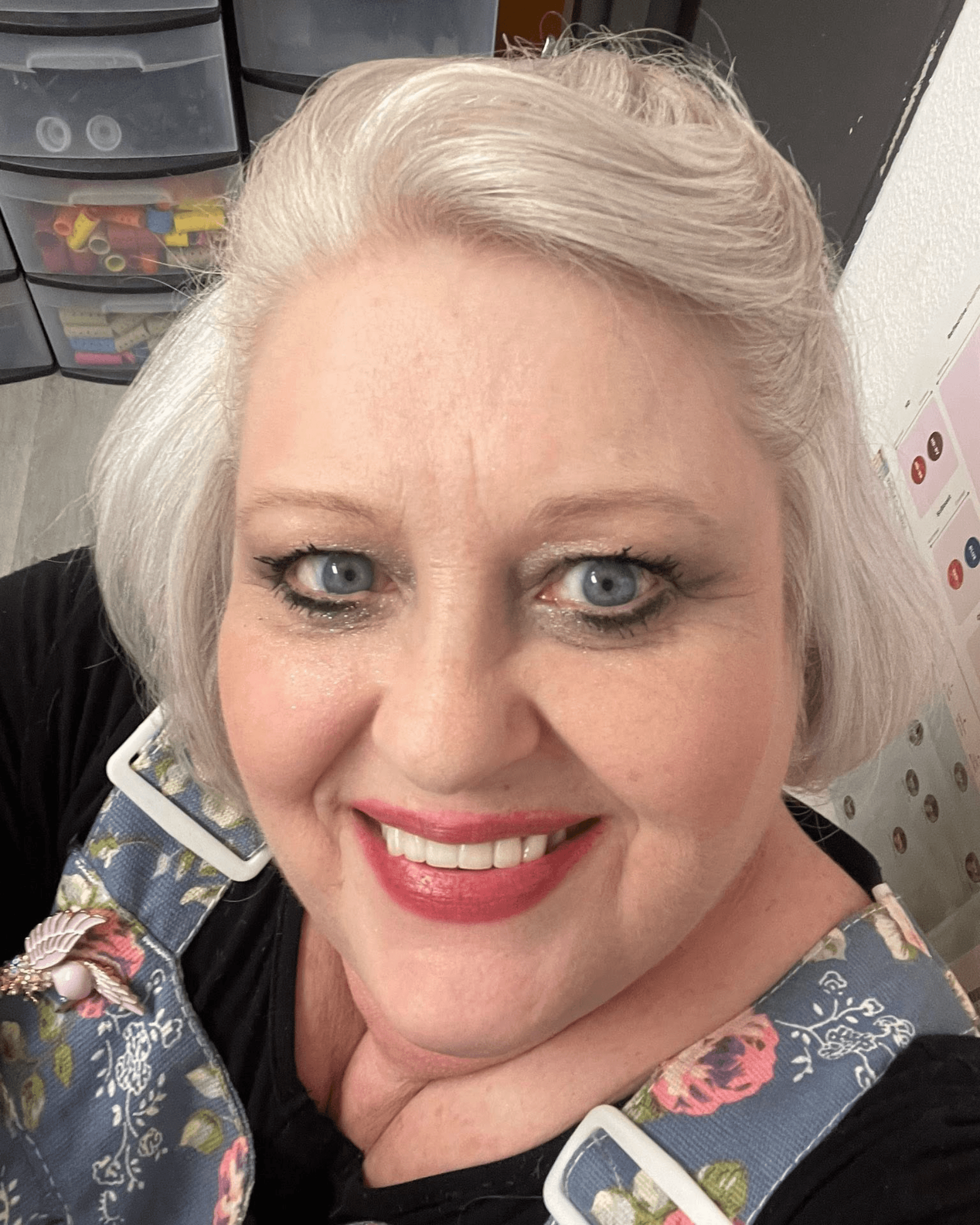 Soft Layered Silver Bob
