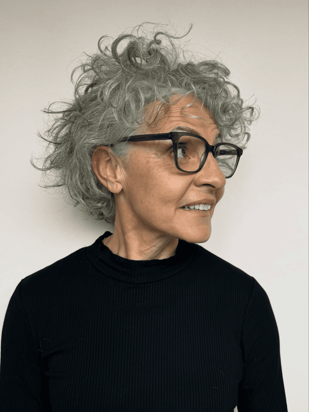 Tousled Gray Curly Crop