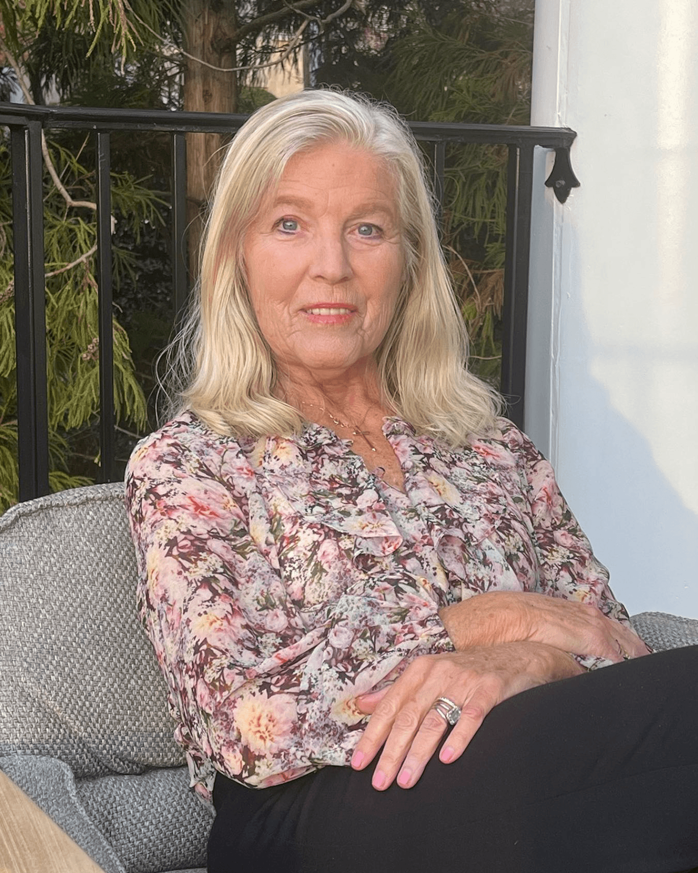 Effortless Silver Blonde Waves