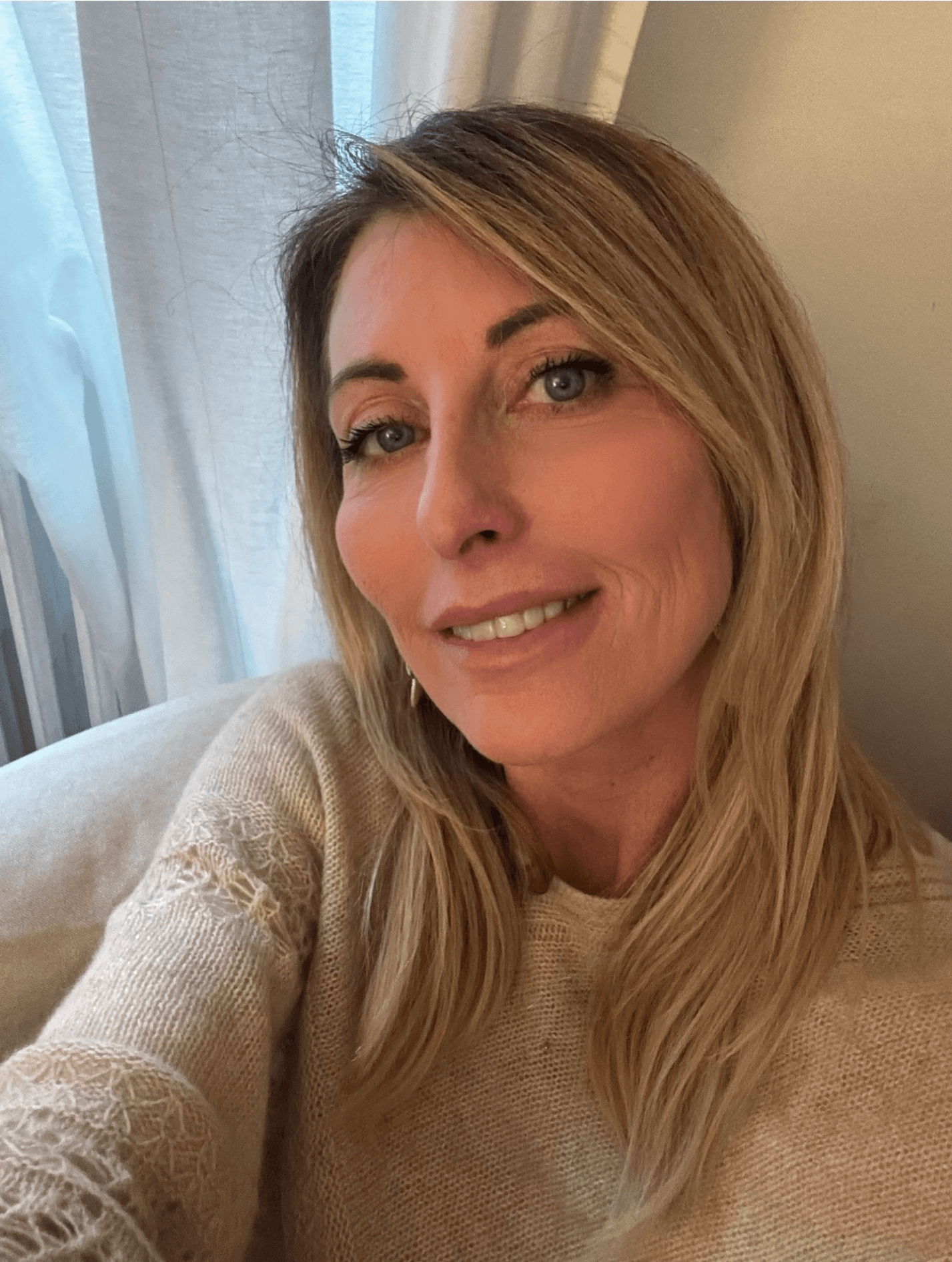 Gentle Lift Layered Hair