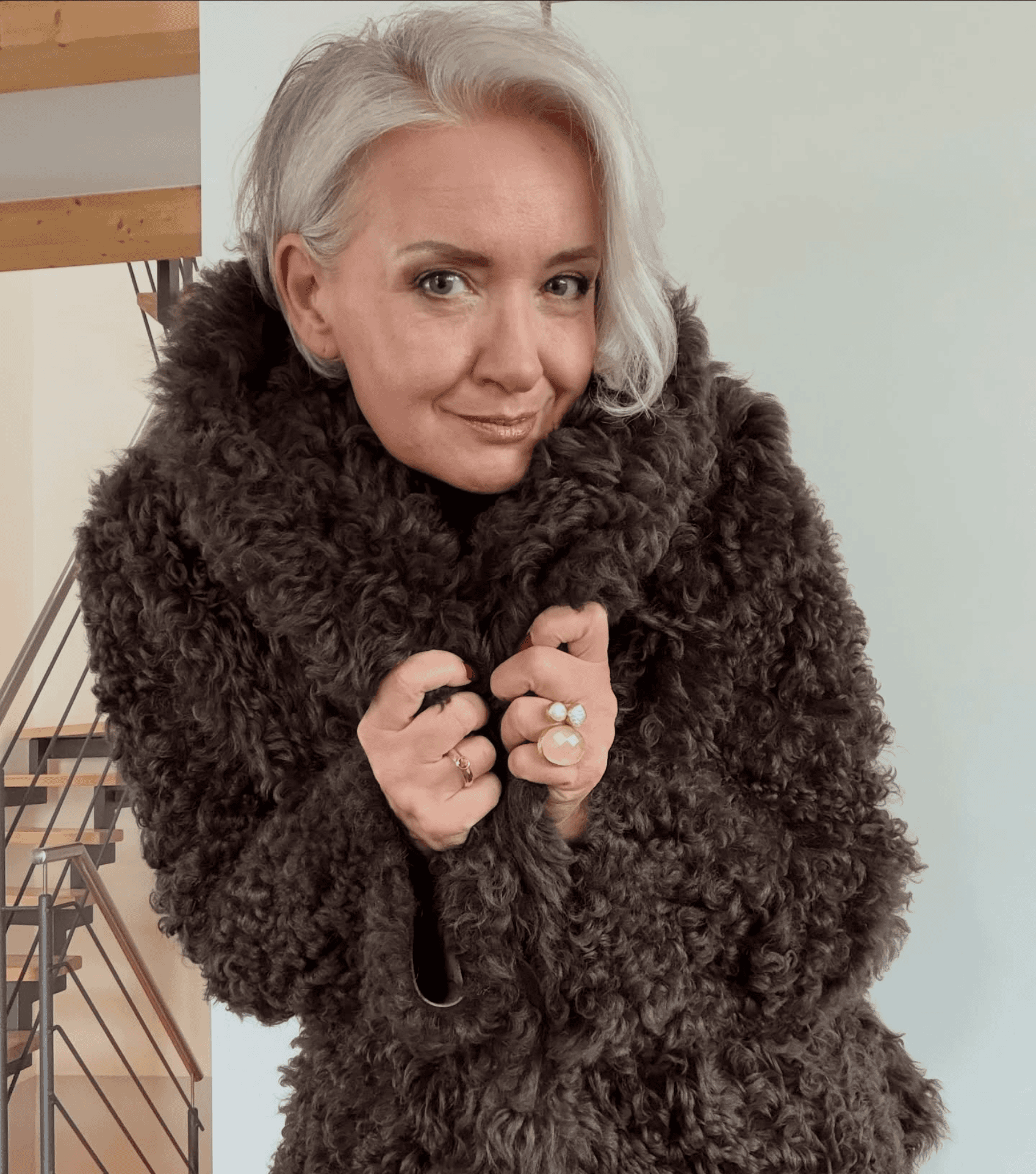 Soft Romantic Silver Bob