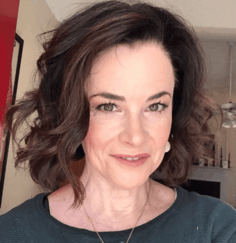 tousled chocolate brunette lob