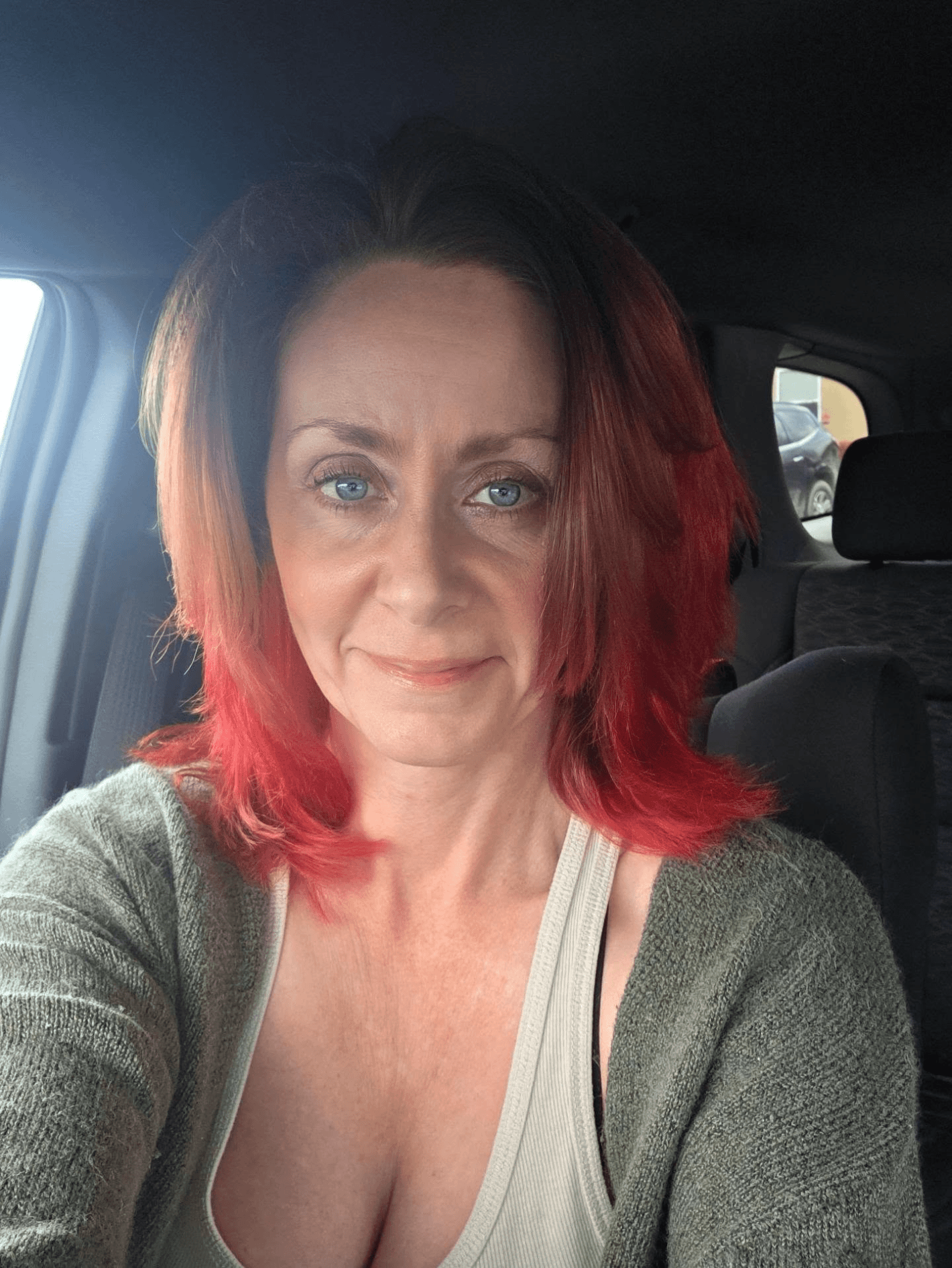Layered Red Hair Volume