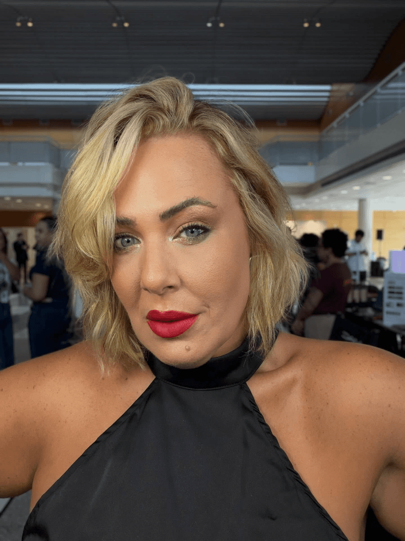 Effortless Tousled Blonde Bob Effortless Tousled Blonde Bob
