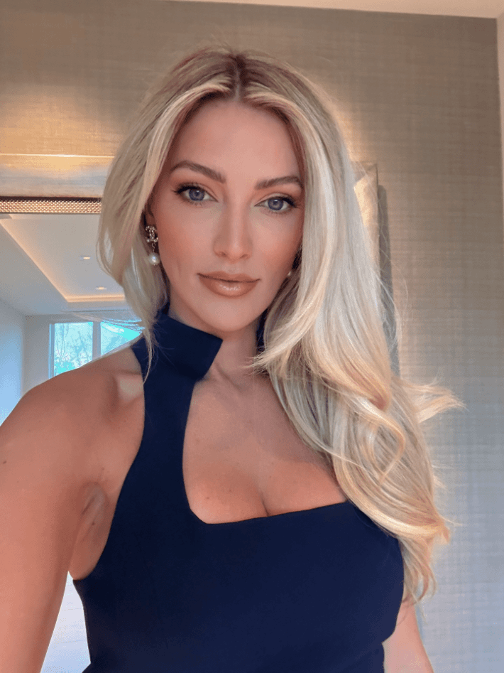 Soft Glam Blonde Waves